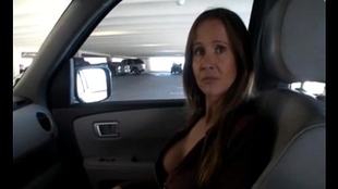 HotWifeRio Nice Wife Doing Hj For Stranger On The Backseat Of Spouses Car