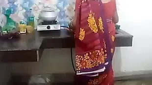 Mature Wife Nude